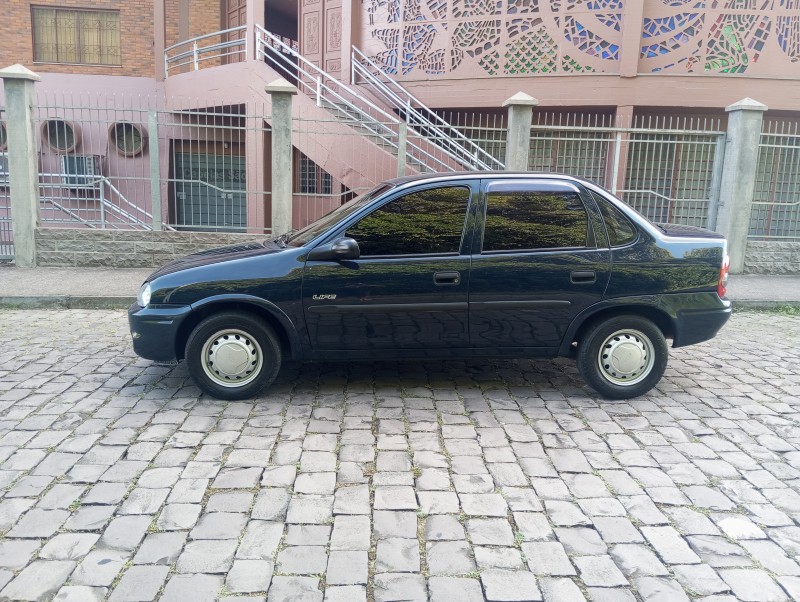 CORSA 1.0 MPFI CLASSIC 8V GASOLINA 4P MANUAL - 2006 - CAXIAS DO SUL