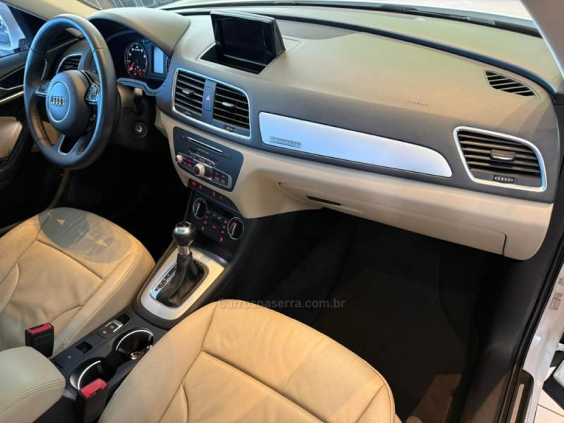 Q3 2.0 TFSI AMBIENTE QUATTRO 4P GASOLINA S TRONIC - 2016 - SãO LEOPOLDO