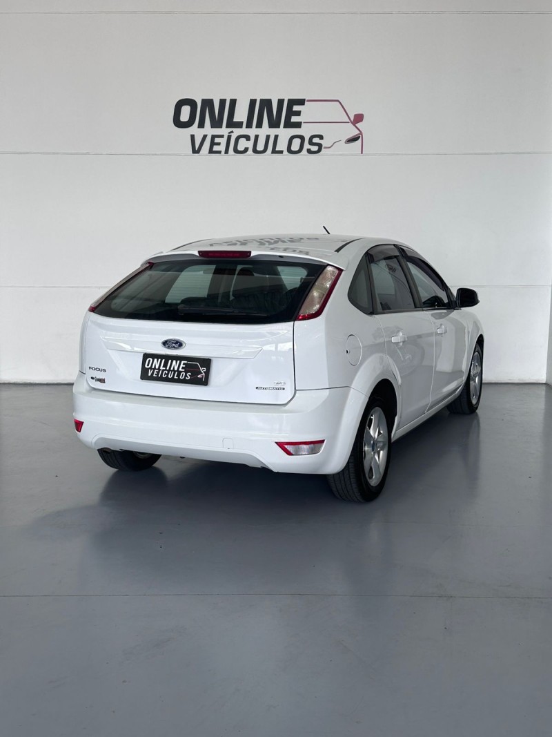 FOCUS 2.0 GLX 16V FLEX 4P AUTOMÁTICO - 2012 - FARROUPILHA