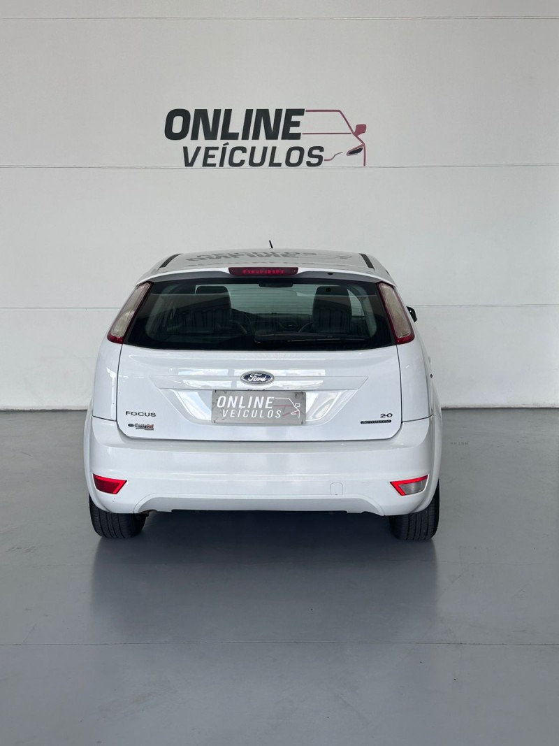 FOCUS 2.0 GLX 16V FLEX 4P AUTOMÁTICO - 2012 - FARROUPILHA