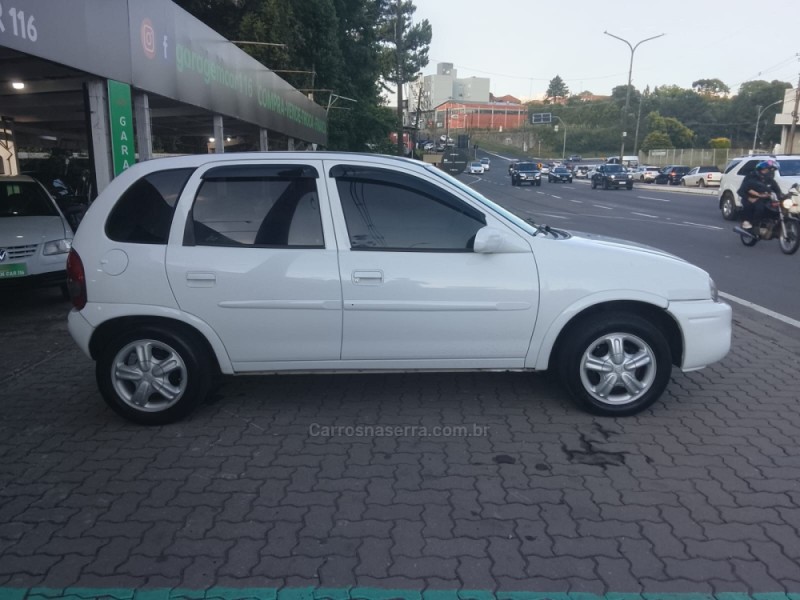CORSA 1.0 MPF WIND 8V GASOLINA 4P MANUAL - 2001 - CAXIAS DO SUL