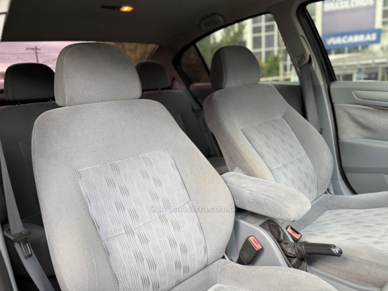 VECTRA 2.0 MPFI ELEGANCE 8V FLEX 4P AUTOMÁTICO - 2008 - PAROBé