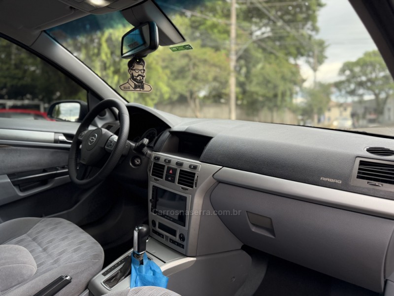 VECTRA 2.0 MPFI ELEGANCE 8V FLEX 4P AUTOMÁTICO - 2008 - PAROBé