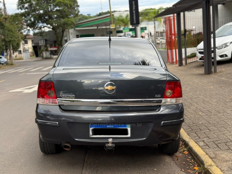 VECTRA 2.0 MPFI ELEGANCE 8V FLEX 4P AUTOMÁTICO - 2008 - PAROBé