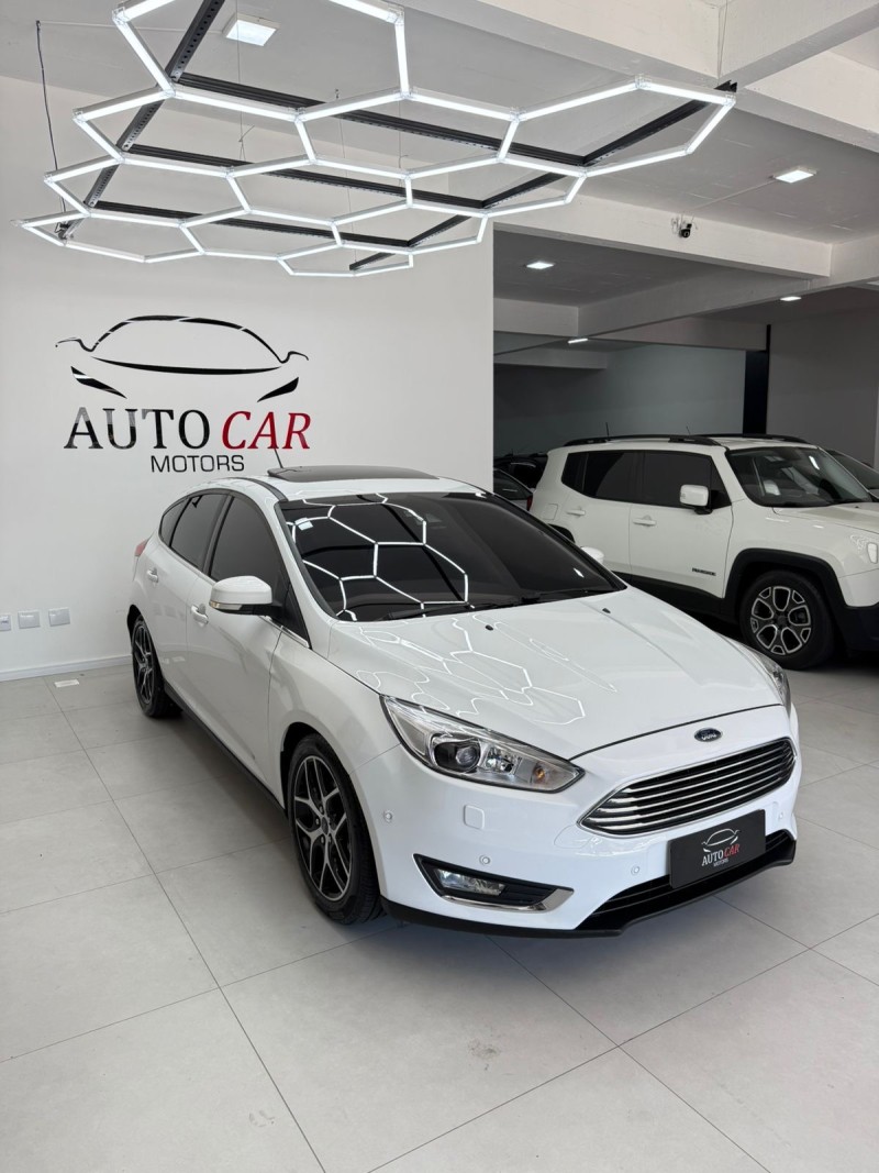 FOCUS 2.0 TITANIUM PLUS 16V FLEX 4P AUTOMÁTICO - 2016 - CAXIAS DO SUL
