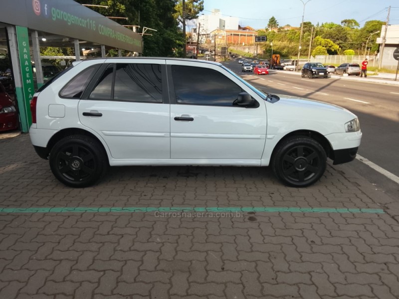 GOL 1.0 MI PLUS 16V GASOLINA 4P MANUAL G.III - 2006 - CAXIAS DO SUL