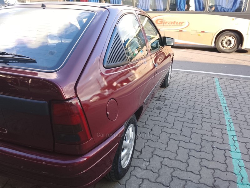 KADETT 2.0 EFI GL 8V GASOLINA 2P MANUAL - 1996 - CAXIAS DO SUL