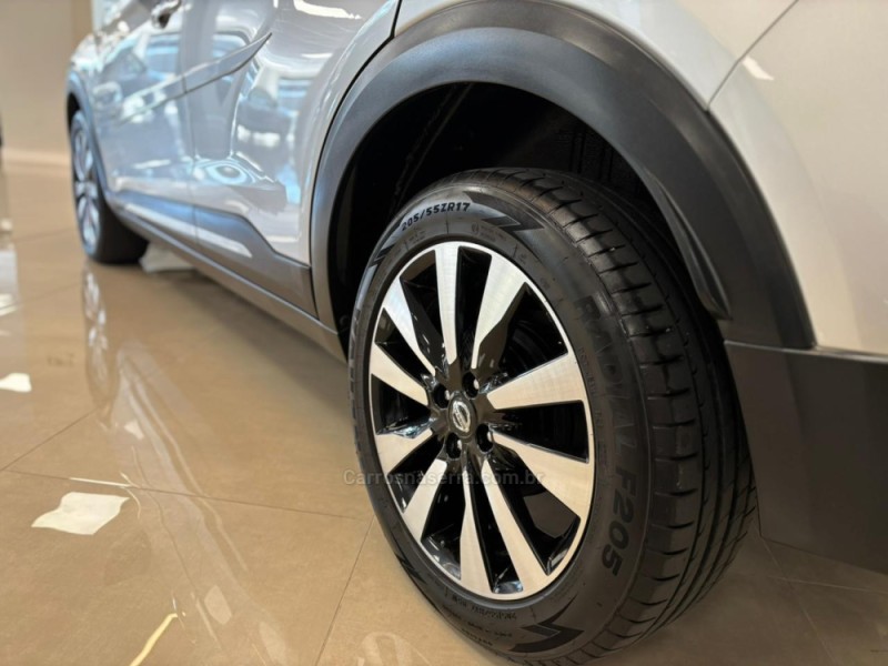 KICKS 1.6 16V FLEX SL 4P XTRONIC - 2018 - CARLOS BARBOSA