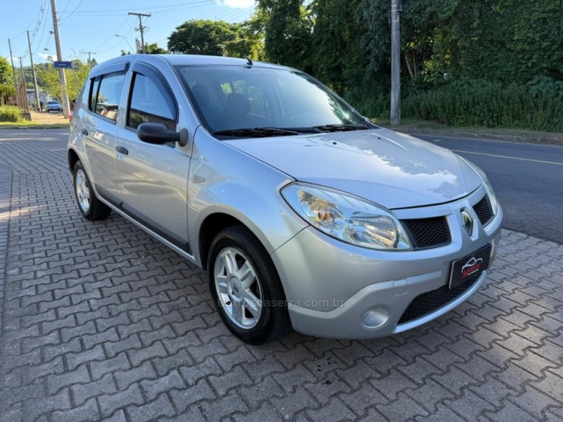 SANDERO 1.6 EXPRESSION 8V FLEX 4P MANUAL - 2010 - IVOTI