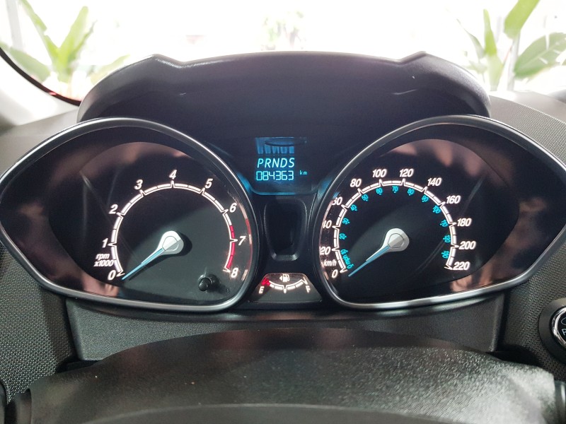 FIESTA 1.6 TITANIUM HATCH 16V FLEX 4P AUTOMÁTICO - 2016 - CAXIAS DO SUL