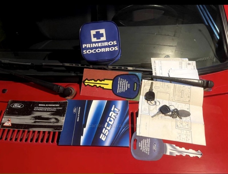 ESCORT 1.6 L 8V GASOLINA 2P MANUAL - 1991 - CAXIAS DO SUL