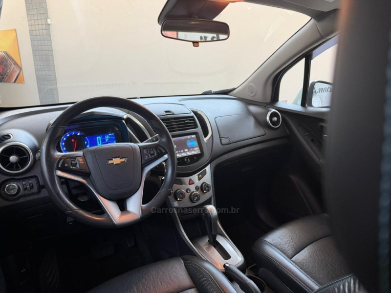 TRACKER 1.8 MPFI LTZ 4X2 16V FLEX 4P AUTOMÁTICO - 2015 - PORTO ALEGRE