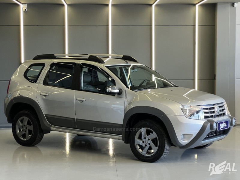 DUSTER 2.0 DYNAMIQUE 4X2 16V FLEX 4P MANUAL - 2014 - SAPIRANGA