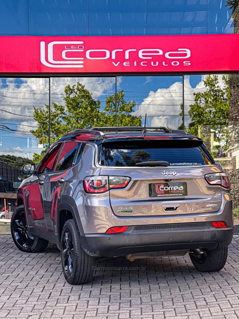 COMPASS 2.0 16V DIESEL LONGITUDE 4X4 AUTOMÁTICO - 2018 - CANELA
