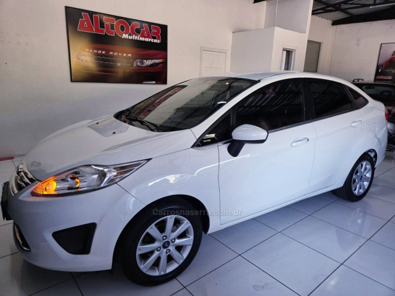 fiesta 1.6 se sedan 16v flex 4p manual 2012 campo bom