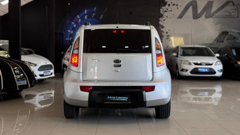 SOUL 1.6 EX 16V FLEX 4P MANUAL - 2011 - ESTâNCIA VELHA