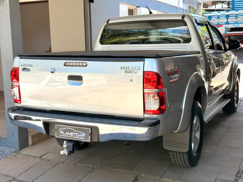 HILUX 3.0 SRV 4X4 CD 16V TURBO INTERCOOLER DIESEL 4P AUTOMÁTICO - 2013 - FARROUPILHA