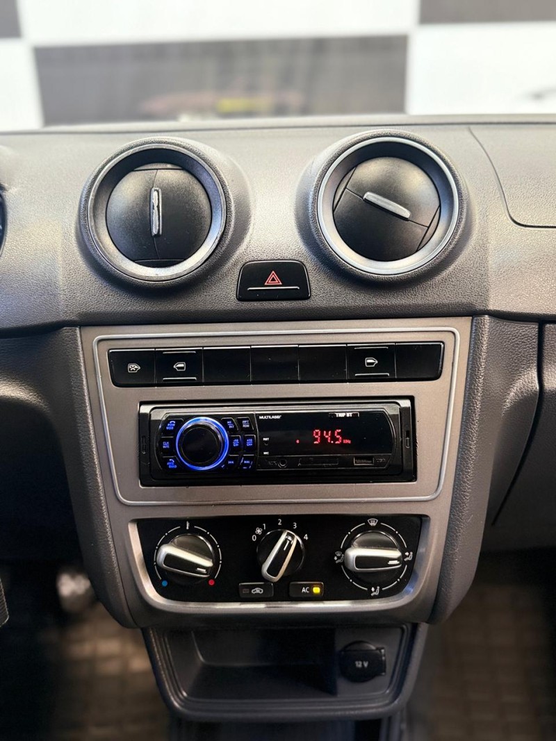 GOL 1.0 MI 8V FLEX 4P MANUAL - 2013 - CAXIAS DO SUL