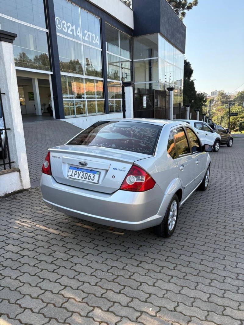 FIESTA 1.6 MPI CLASS SEDAN 8V FLEX 4P MANUAL - 2009 - CAXIAS DO SUL