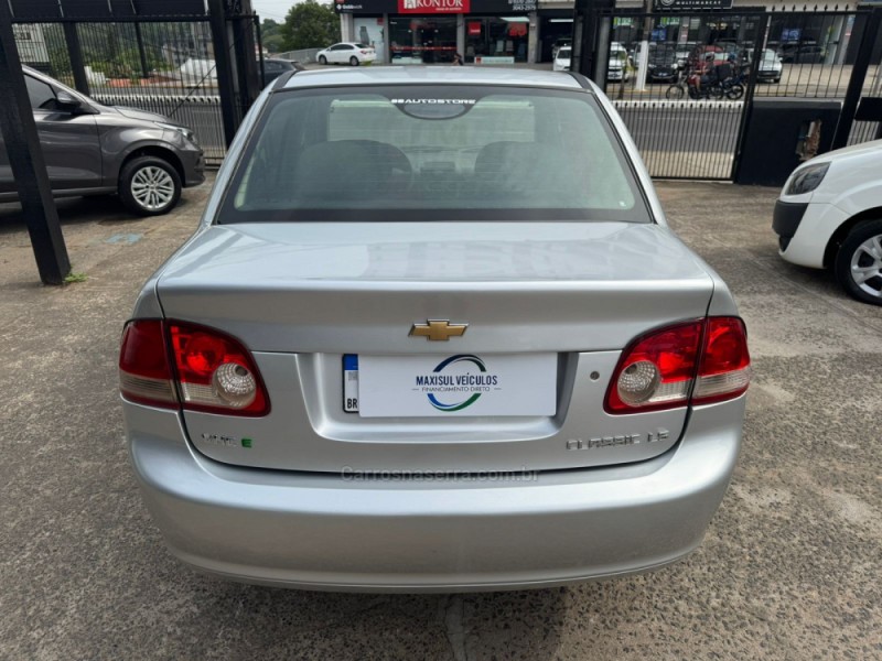 CLASSIC 1.0 MPFI LS 8V GASOLINA 4P MANUAL - 2014 - GRAVATAí