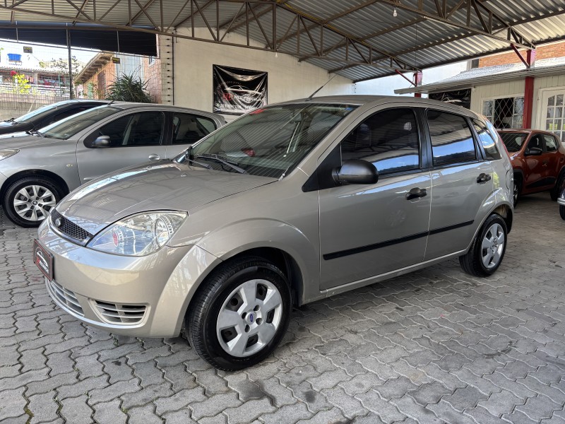 fiesta 1.0 mpi 8v gasolina 4p manual 2006 caxias do sul