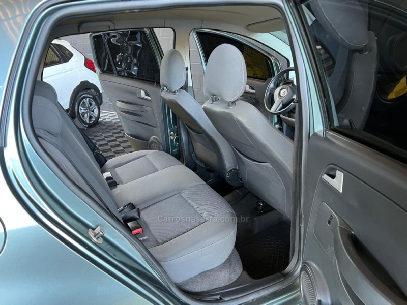 FOX 1.0 MI CITY 8V FLEX 4P MANUAL - 2009 - CAXIAS DO SUL