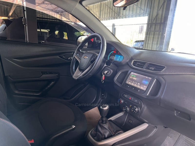 ONIX 1.4 MPFI LTZ 8V FLEX 4P MANUAL - 2016 - BOM PRINCíPIO