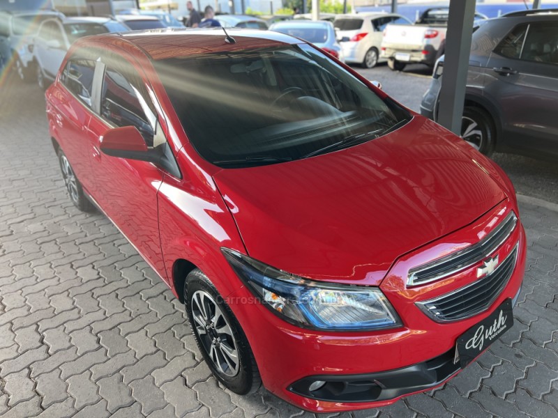 ONIX 1.4 MPFI LTZ 8V FLEX 4P MANUAL - 2016 - BOM PRINCíPIO