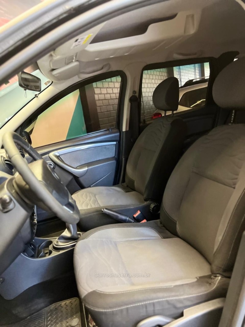 DUSTER 1.6 4X2 16V FLEX 4P MANUAL - 2013 - NOVO HAMBURGO