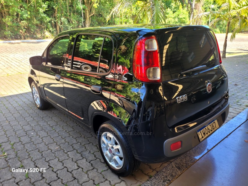 UNO 1.0 EVO VIVACE 8V FLEX 4P MANUAL - 2015 - NOVA PRATA