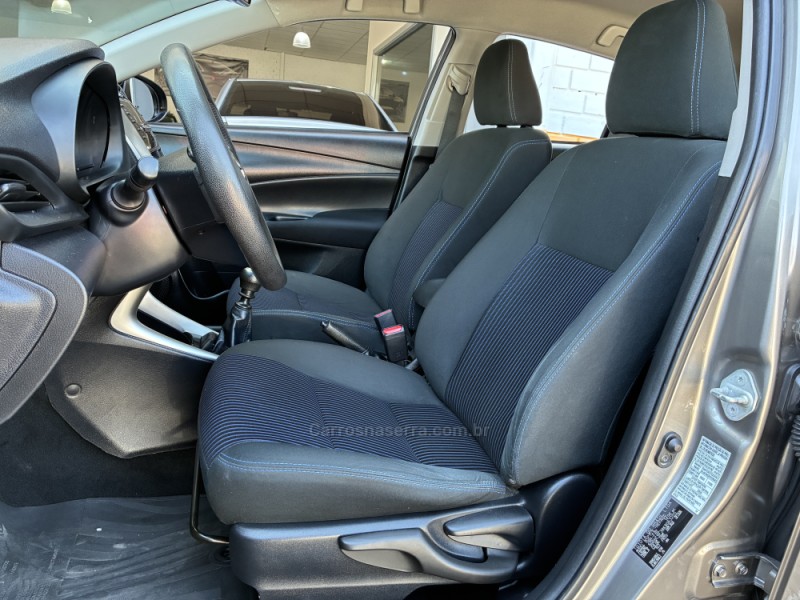YARIS 1.5 16V FLEX SEDAN XL MANUAL5 - 2019 - VENâNCIO AIRES