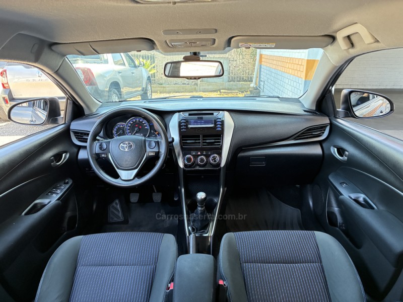YARIS 1.5 16V FLEX SEDAN XL MANUAL5 - 2019 - VENâNCIO AIRES
