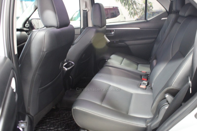 HILUX SW4 2.8 SRX 4X4 16V TURBO INTERCOOLER DIESEL 4P AUTOMÁTICO - 2023 - CAXIAS DO SUL