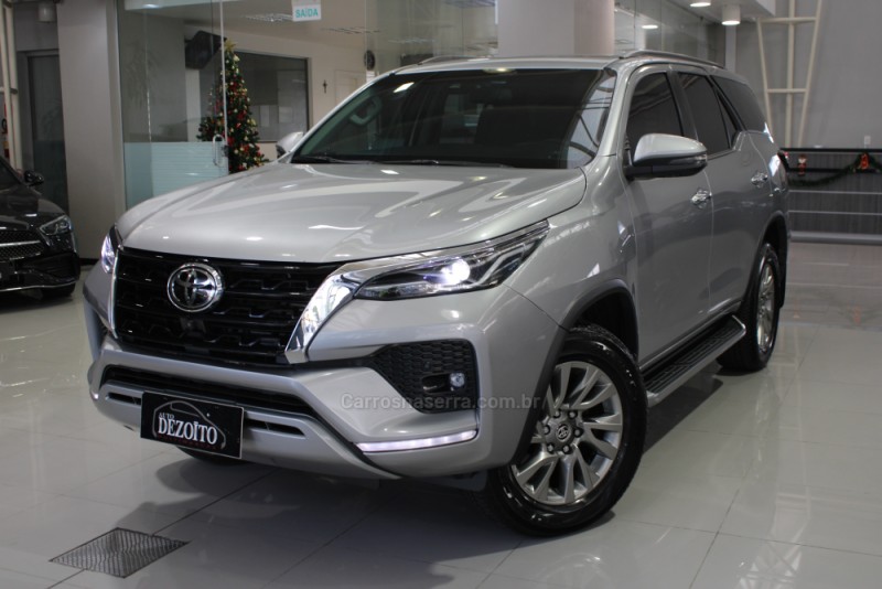 hilux sw4 2.8 srx 4x4 16v turbo intercooler diesel 4p automatico 2023 caxias do sul