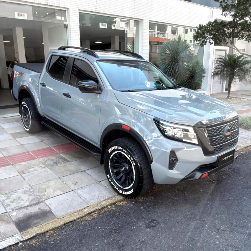 FRONTIER 2.3 PRO4X 4X4 CD BI-TURBO DIESEL 4P AUTOMÁTICO - 2023 - FLORES DA CUNHA