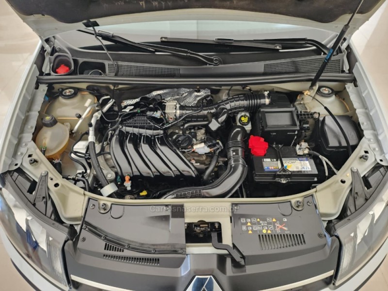 SANDERO 1.6 STEPWAY 16V DYNAMIQUE FLEX 4P MANUAL - 2020 - CAXIAS DO SUL