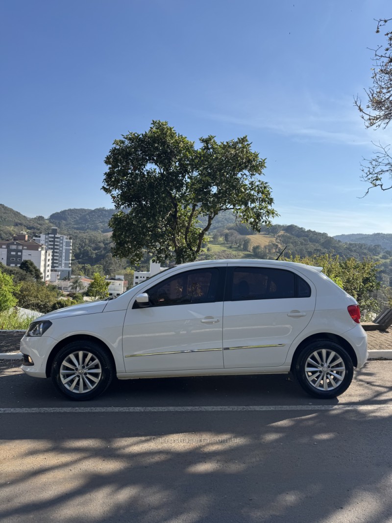 GOL 1.6 MSI 8V TOTALFLEX 4P MANUAL - 2015 - NOVA ARAçá