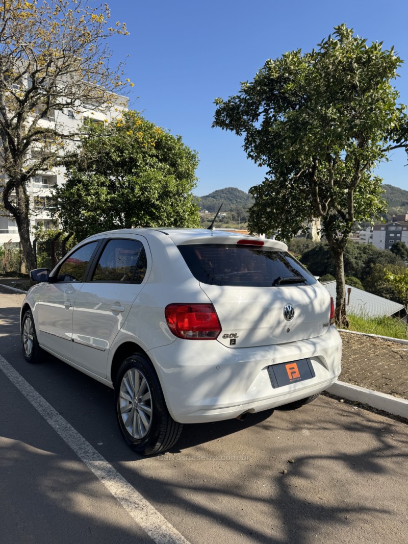 GOL 1.6 MSI 8V TOTALFLEX 4P MANUAL - 2015 - NOVA ARAçá