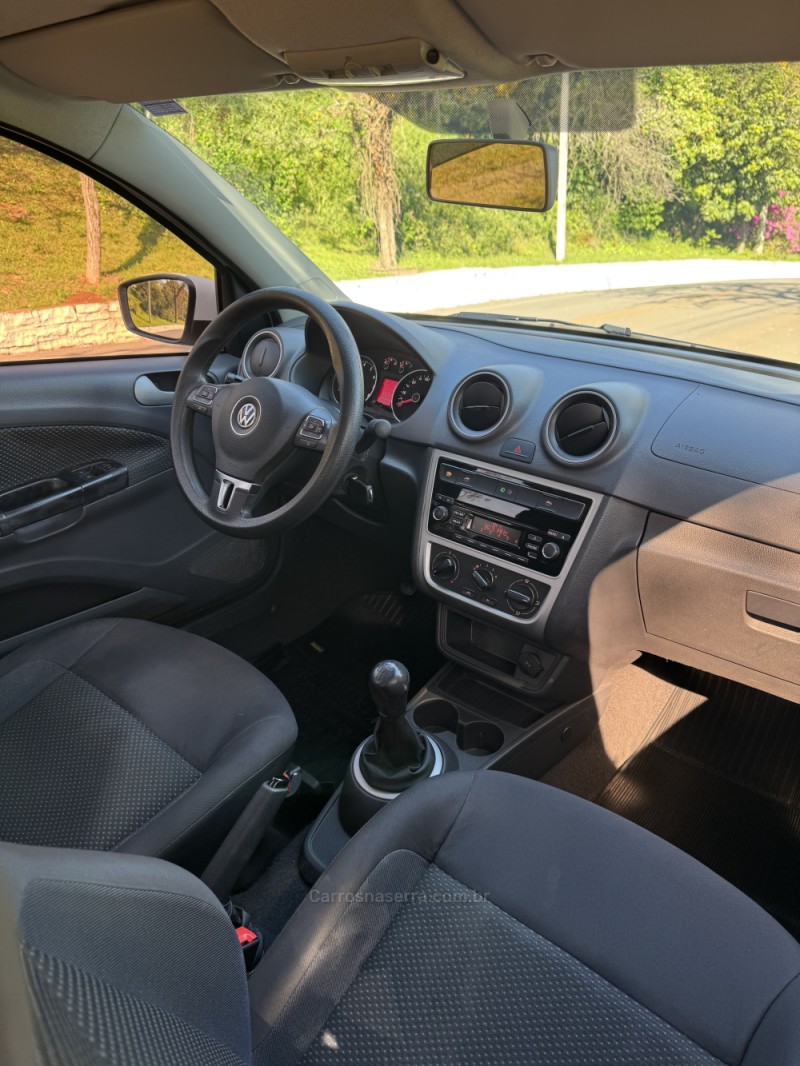 GOL 1.6 MSI 8V TOTALFLEX 4P MANUAL - 2015 - NOVA ARAçá