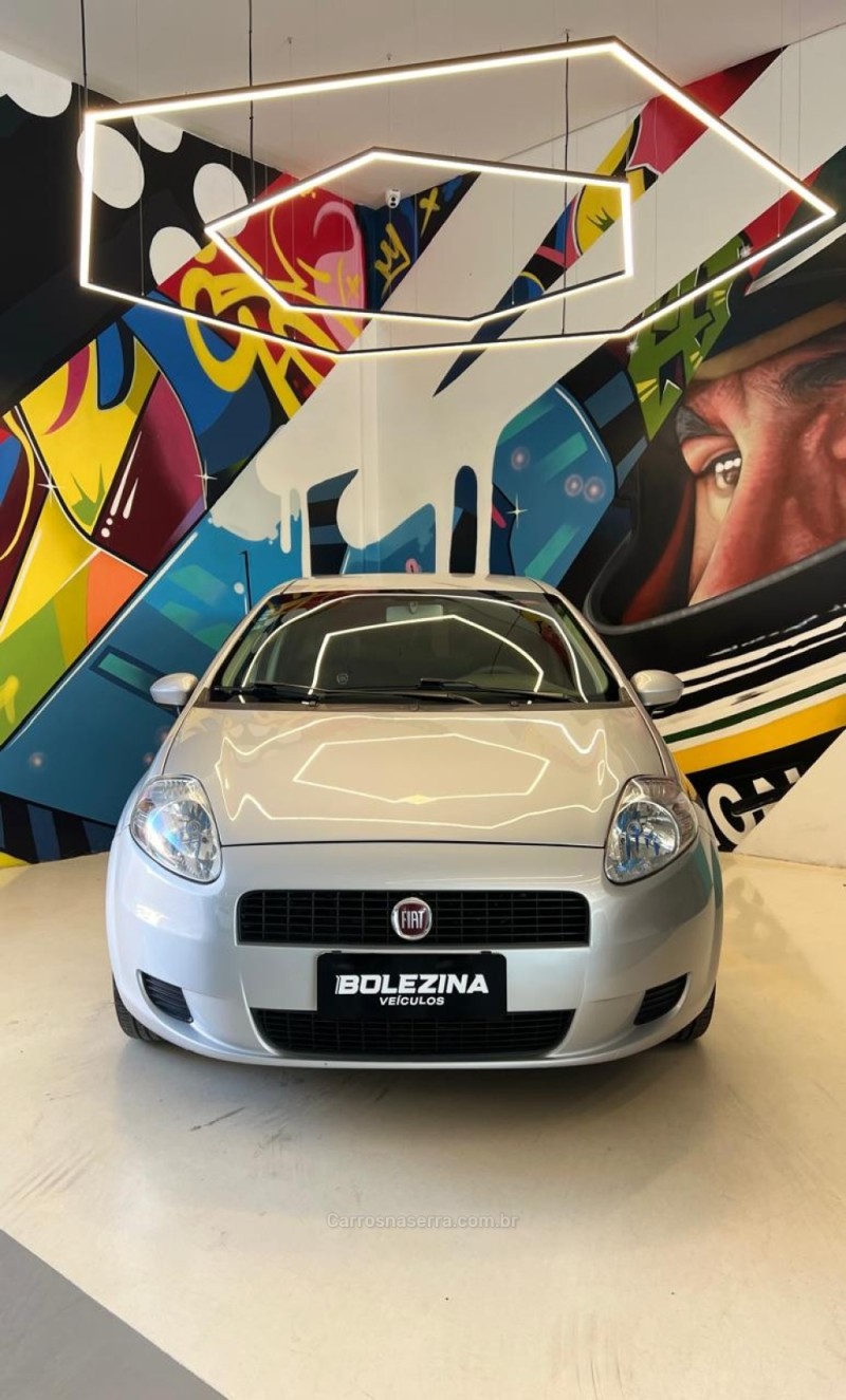 PUNTO 1.4 ATTRACTIVE 8V FLEX 4P MANUAL - 2011 - NOVO HAMBURGO