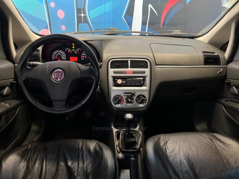 PUNTO 1.4 ATTRACTIVE 8V FLEX 4P MANUAL - 2011 - NOVO HAMBURGO