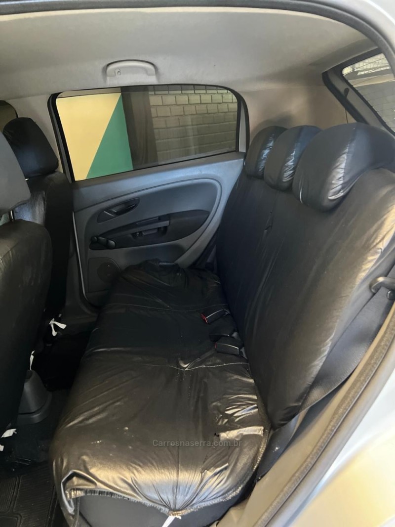 PUNTO 1.4 ATTRACTIVE 8V FLEX 4P MANUAL - 2011 - NOVO HAMBURGO