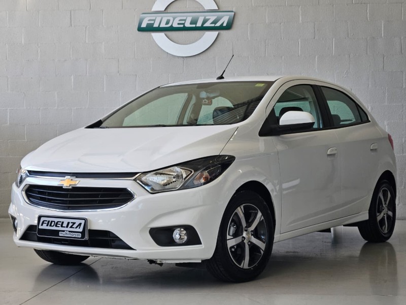 ONIX 1.4 MPFI LTZ 8V FLEX 4P MANUAL - 2017 - FARROUPILHA