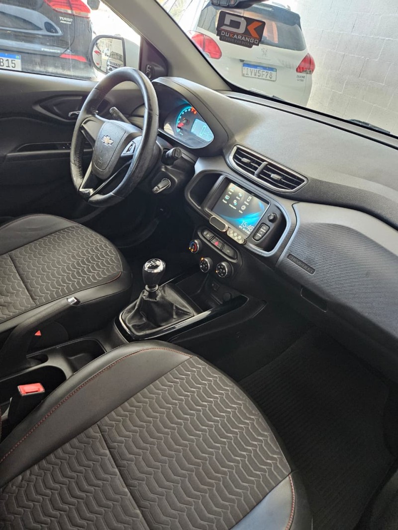 ONIX 1.4 MPFI LTZ 8V FLEX 4P MANUAL - 2017 - FARROUPILHA