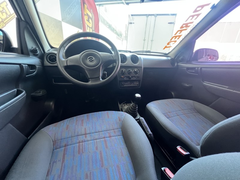 CELTA 1.0 MPFI SPIRIT 8V FLEX 4P MANUAL - 2010 - PORTãO