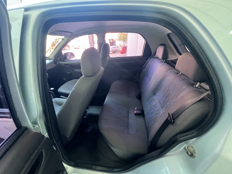 CELTA 1.0 MPFI SPIRIT 8V FLEX 4P MANUAL - 2010 - PORTãO