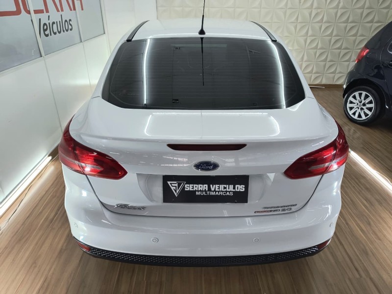 FOCUS 2.0 TITANIUM FASTBACK 16V FLEX 4P AUTOMÁTICO - 2016 - CAXIAS DO SUL