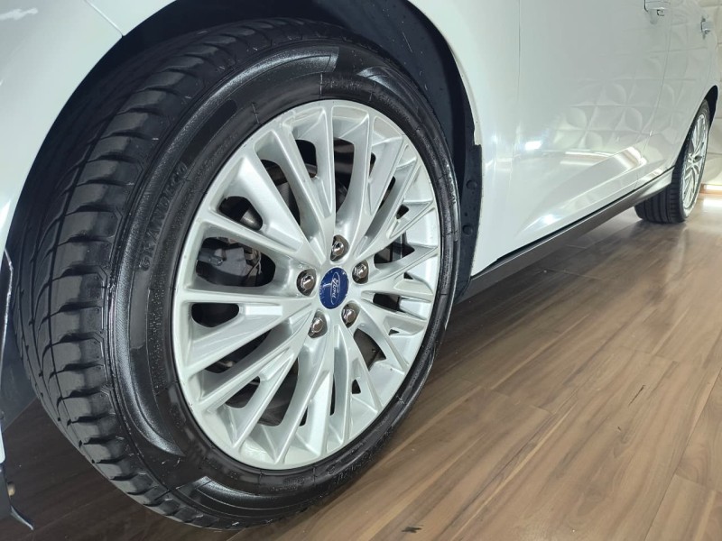 FOCUS 2.0 TITANIUM FASTBACK 16V FLEX 4P AUTOMÁTICO - 2016 - CAXIAS DO SUL
