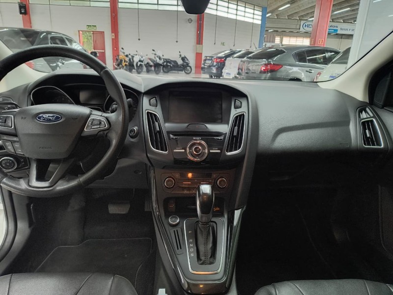 FOCUS 2.0 TITANIUM FASTBACK 16V FLEX 4P AUTOMÁTICO - 2016 - CAXIAS DO SUL
