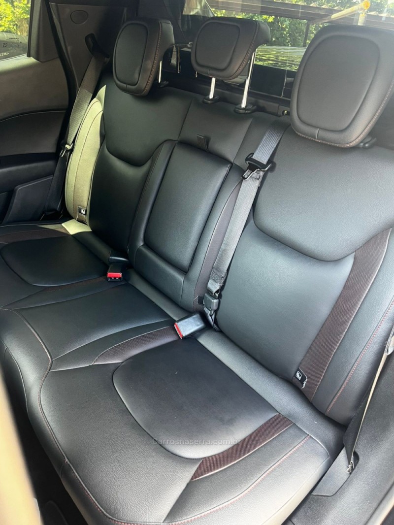 TORO 2.0 16V ULTRA 4X4 AT9 DIESEL 4P AUTOMÁTICO - 2022 - CARLOS BARBOSA